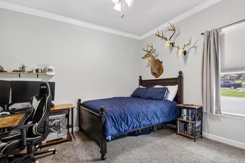 Bedroom - 5022 Maple Leaf, Benton, AR 72019 photo 5 of 5