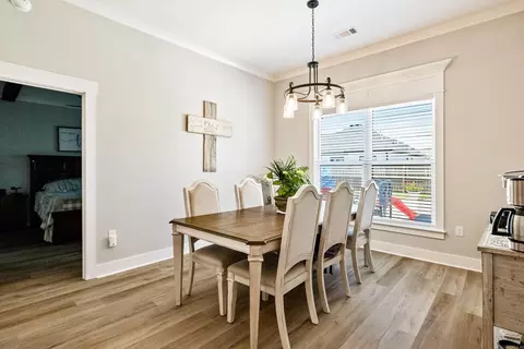Dining - 2322 Bridgegate, Conway, AR 72034 photo 2 of 2