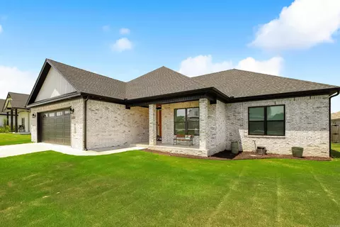 Exterior - 2322 Bridgegate, Conway, AR 72034 photo 3 of 11