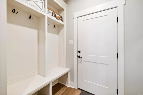 Entry Way - 2322 Bridgegate, Conway, AR 72034 photo 4 of 4