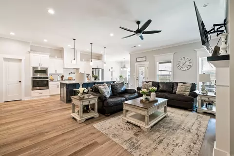 Living - 2322 Bridgegate, Conway, AR 72034 photo 1 of 2