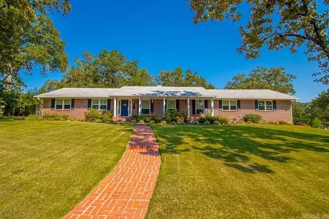 7 Laffite Cir, North Little Rock, AR 72116