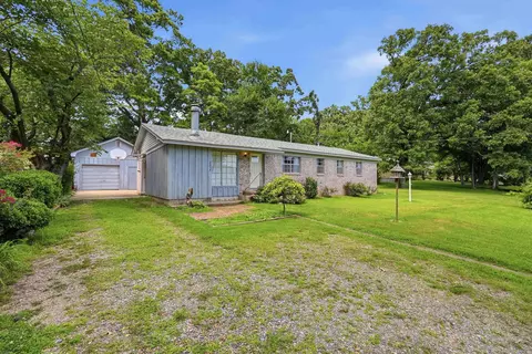Exterior - 2854 Lakeside Dr, Benton, AR 72019 photo 6 of 11