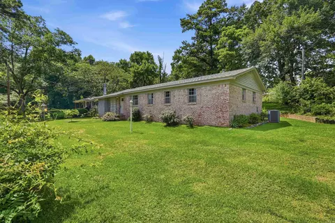 Exterior - 2854 Lakeside Dr, Benton, AR 72019 photo 4 of 11