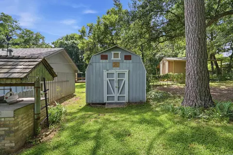 Exterior - 2854 Lakeside Dr, Benton, AR 72019 photo 11 of 11