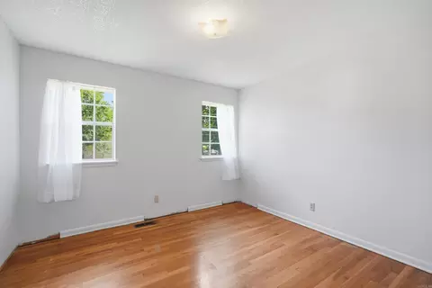 Bedroom - 2854 Lakeside Dr, Benton, AR 72019 photo 1 of 6