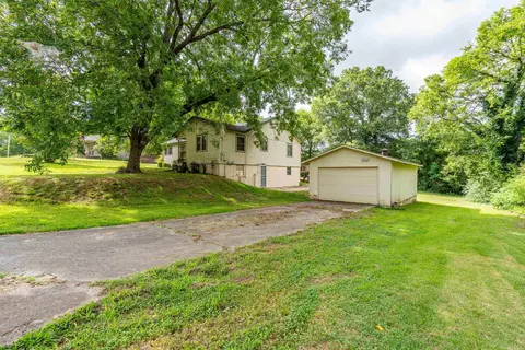 1701 St Louis St, Hot Springs, AR 71913