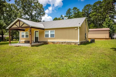 95 Concho Rd, Greers Ferry, AR 72067