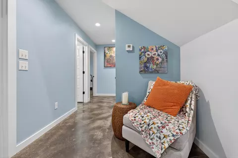 Entry Way - 170 Eagles Ln, Bismarck, AR 71929 photo 2 of 4