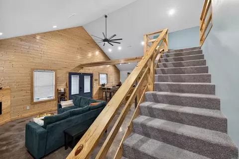 Entry Way - 170 Eagles Ln, Bismarck, AR 71929 photo 3 of 4