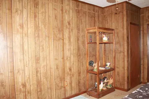 Bedroom - 400 E Stateline Rd, Junction City, AR 71749 photo 1 of 2