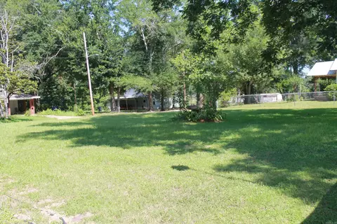 Exterior - 400 E Stateline Rd, Junction City, AR 71749 photo 3 of 6