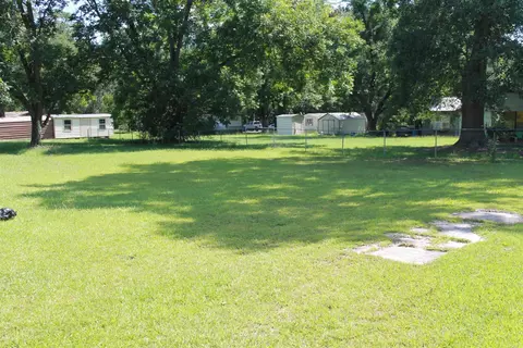 Exterior - 400 E Stateline Rd, Junction City, AR 71749 photo 4 of 6