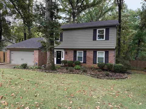 3 Coachlight Cir, Little Rock, AR 72227