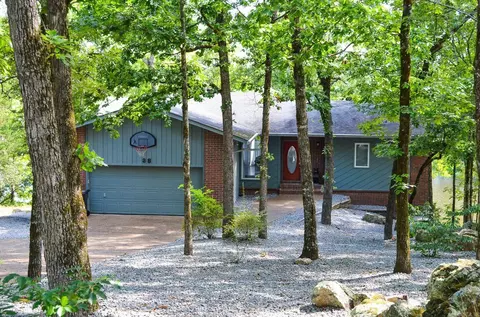 38 Estremedura Dr, Hot Springs Village, AR 71909