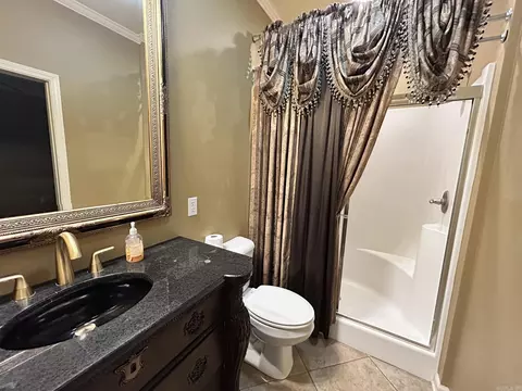Bath - 2 Champion Ridge Dr, Pine Bluff, AR 71603 photo 2 of 7