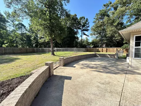 Exterior - 2 Champion Ridge Dr, Pine Bluff, AR 71603 photo 5 of 7