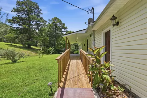 Exterior - 4878 Hwy 16 E, Clinton, AR 72031 photo 6 of 9