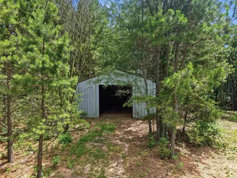 Exterior - 4878 Hwy 16 E, Clinton, AR 72031 photo 2 of 9