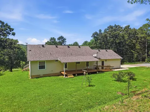 Exterior - 4878 Hwy 16 E, Clinton, AR 72031 photo 3 of 9
