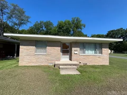 217 Mills St, North Little Rock, AR 72116