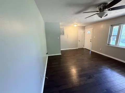 Living - 1002 Eastern Ave, Cabot, AR 72023 photo 2 of 4