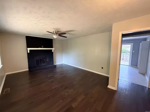 Living - 1002 Eastern Ave, Cabot, AR 72023 photo 1 of 4