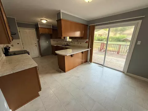 Kitchen - 1002 Eastern Ave, Cabot, AR 72023 photo 2 of 6