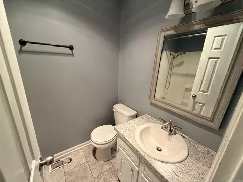 Bath - 1002 Eastern Ave, Cabot, AR 72023 photo 1 of 4