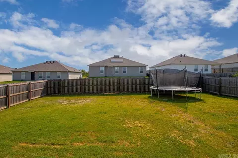 Exterior - 3016 Emerald Park Trl, Bauxite, AR 72011 photo 5 of 7