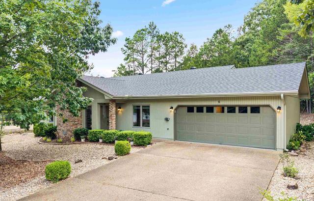 8 Playa Pl, Hot Springs Village, AR 71909