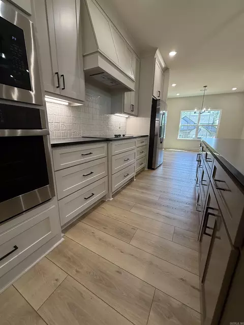 Kitchen - 175 Hayden Dr, Beebe, AR 72012 photo 2 of 2