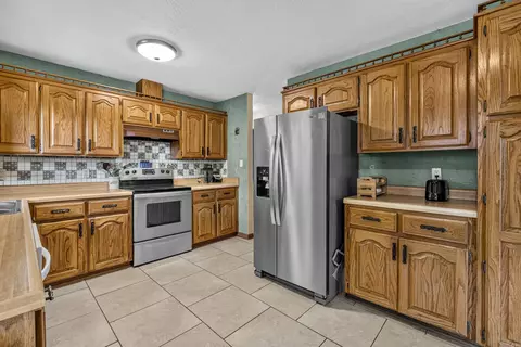 Kitchen - 49 Floyd Rd, Pangburn, AR 72121 photo 4 of 6