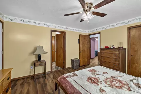 Bedroom - 49 Floyd Rd, Pangburn, AR 72121 photo 1 of 3