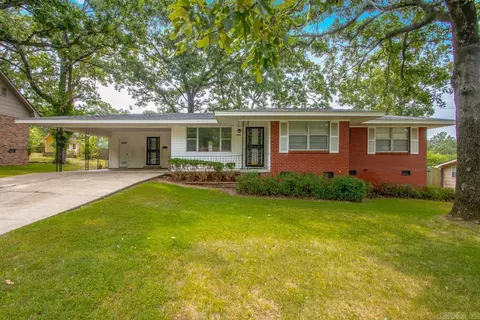 6604 Corsica Dr, North Little Rock, AR 72116