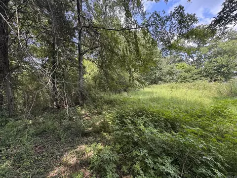 000 N Montgomery St, Clarksville, AR 72830