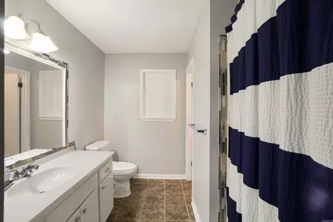 Bath - 680 E German Ln, Conway, AR 72032 photo 1 of 2