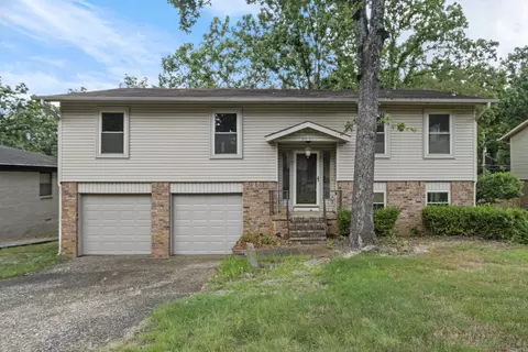 8801 Patricia Lynn Ln, Sherwood, AR 72120