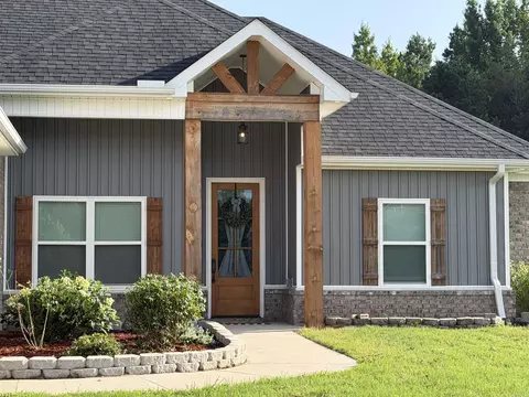 Exterior - 4181 Hampton Dr, Benton, AR 72019 photo 2 of 4