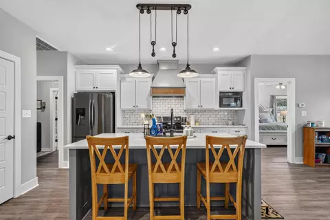 Kitchen - 4181 Hampton Dr, Benton, AR 72019 photo 1 of 4