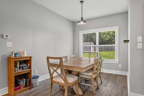 Dining - 4181 Hampton Dr, Benton, AR 72019 photo 2 of 2