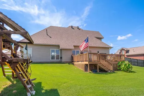 Exterior - 2810 Silverton Dr, Benton, AR 72019 photo 5 of 8