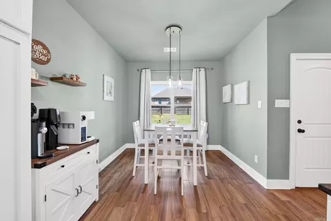 Dining - 113 Michelle Dr, Beebe, AR 72012 photo 2 of 3