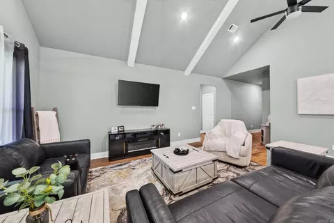 Living - 113 Michelle Dr, Beebe, AR 72012 photo 2 of 2