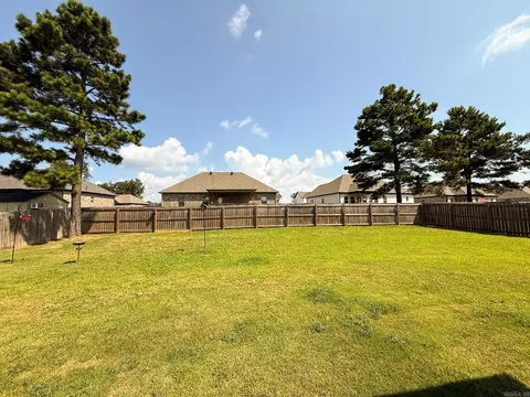 Exterior - 113 Michelle Dr, Beebe, AR 72012 photo 4 of 10