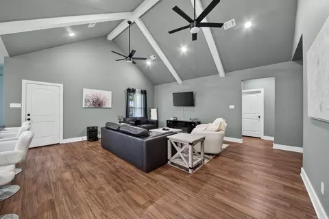 Entry Way - 113 Michelle Dr, Beebe, AR 72012 photo 4 of 11