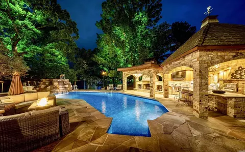 110 Catalpa Cir, Hot Springs, AR 71913