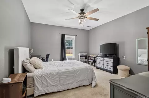 Bedroom - 7640 Congo Rd, Benton, AR 72015 photo 5 of 5
