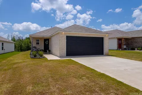 Exterior - 6121 Discovery Trl, Bauxite, AR 72011 photo 3 of 7