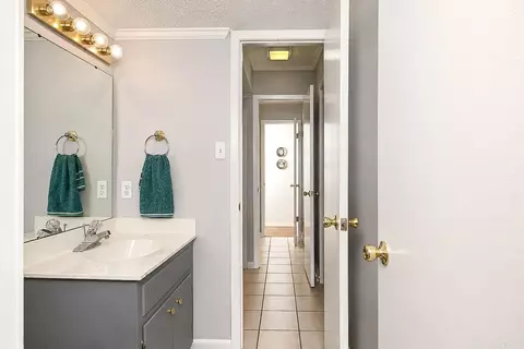 Bath - 7407 S Beech, Pine Bluff, AR 71603 photo 3 of 5
